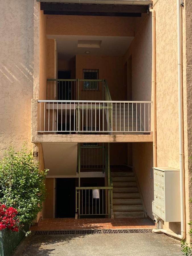 Bandol Studio Apartment Exterior photo